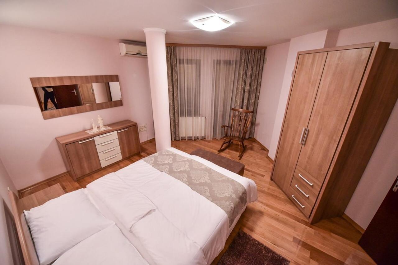 Apartman Natalija Banja Luka Ngoại thất bức ảnh