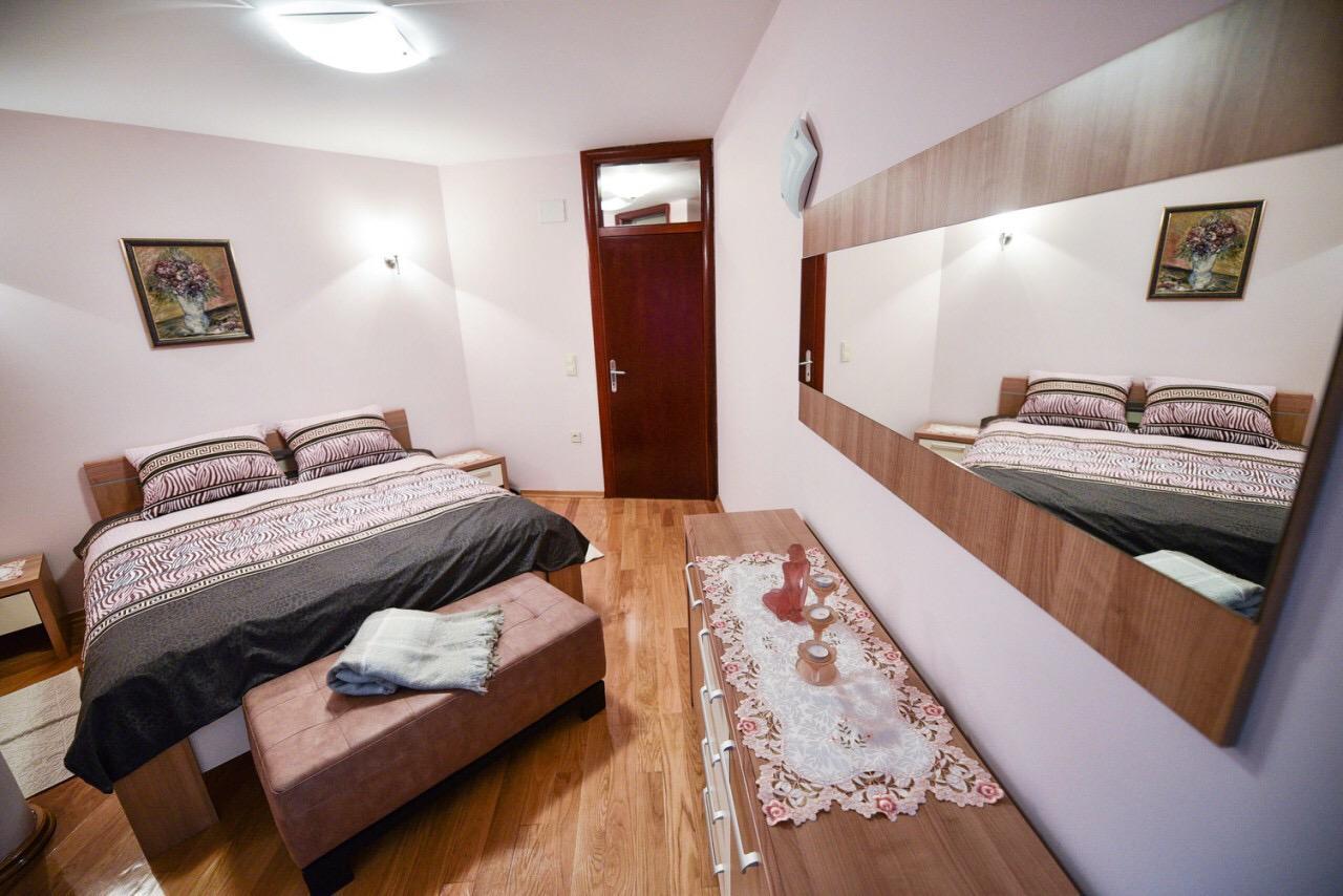 Apartman Natalija Banja Luka Ngoại thất bức ảnh
